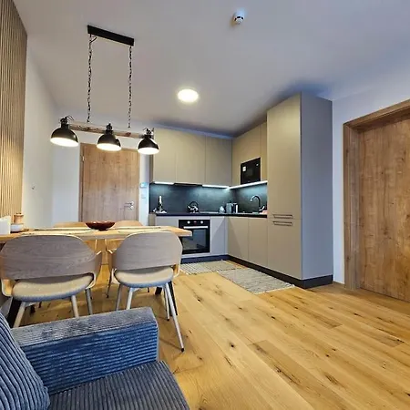 Utulny 3 By Alkatravel Апартаменты *